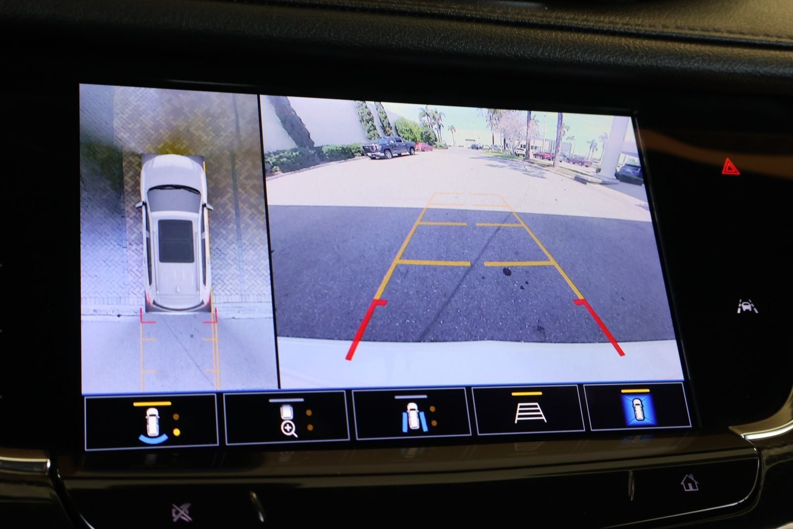 2022 Cadillac XT6 Sport