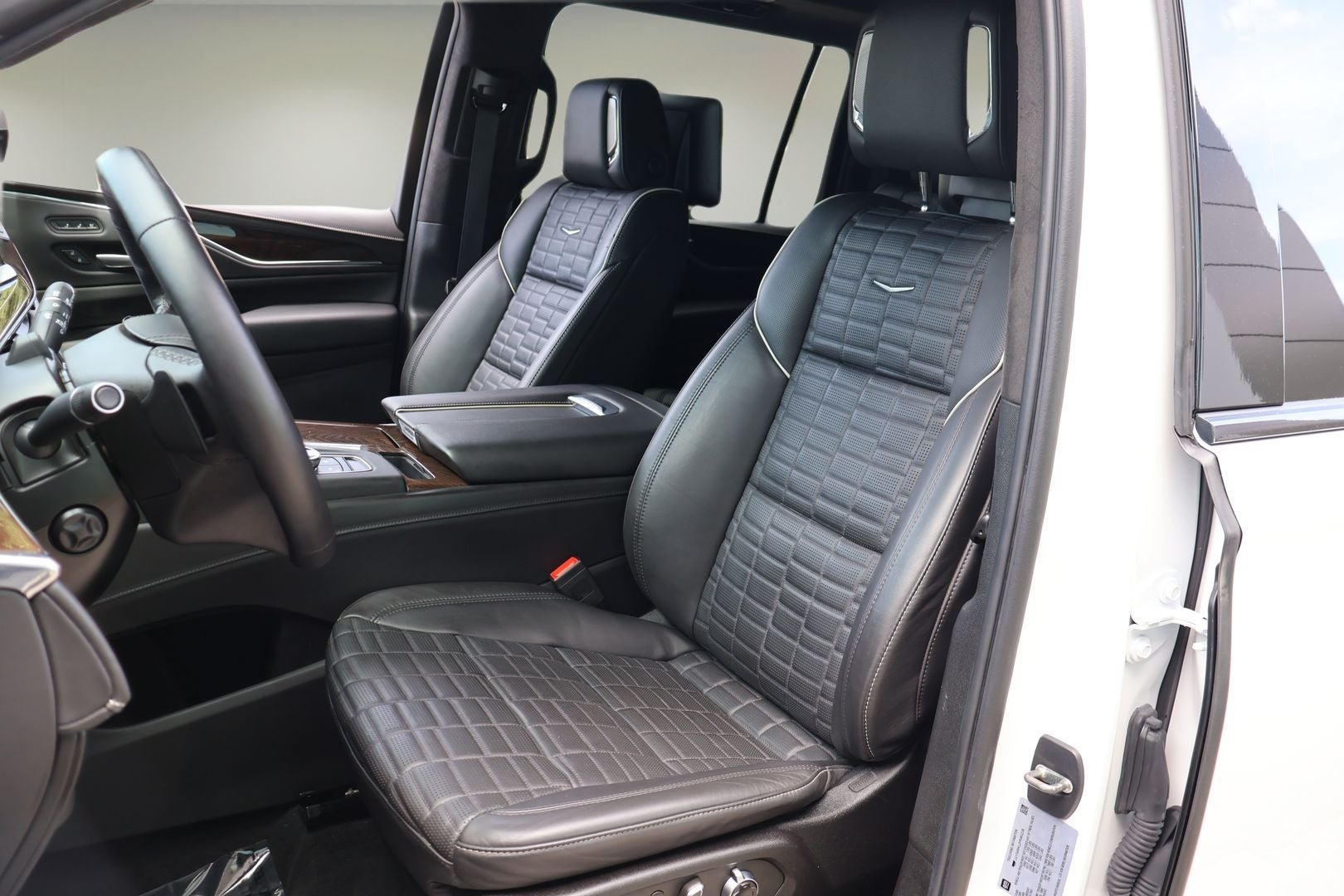 2023 Cadillac Escalade ESV Sport Platinum