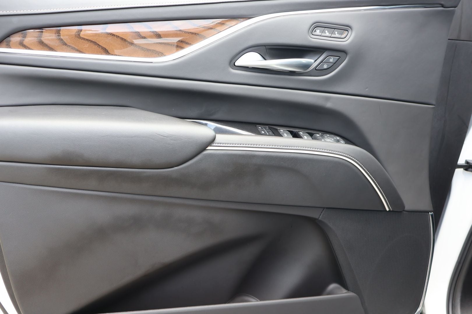 2023 Cadillac Escalade ESV Sport Platinum