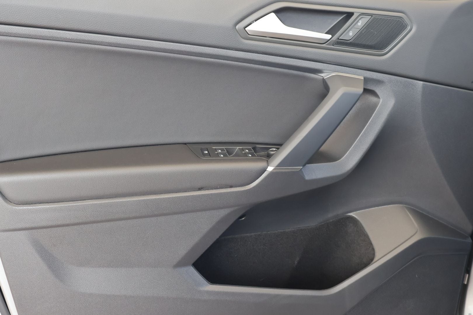 2020 Volkswagen Tiguan 2.0T SE