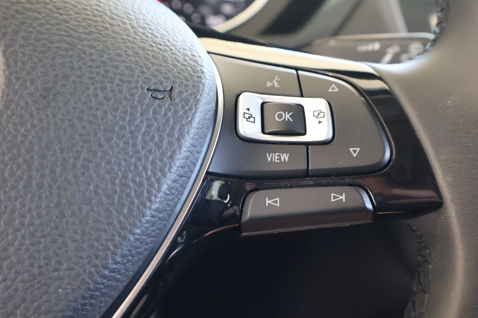 2020 Volkswagen Tiguan 2.0T SE