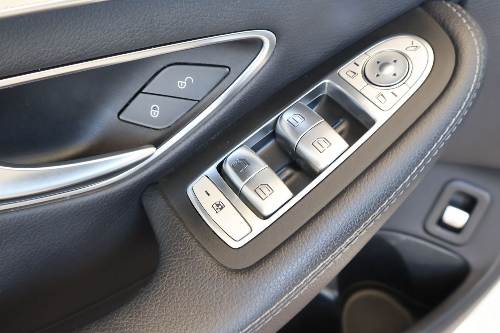 2020 Mercedes-Benz C-Class C 300