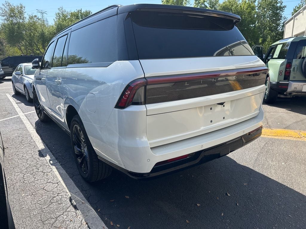 2025 Lincoln Navigator L Reserve