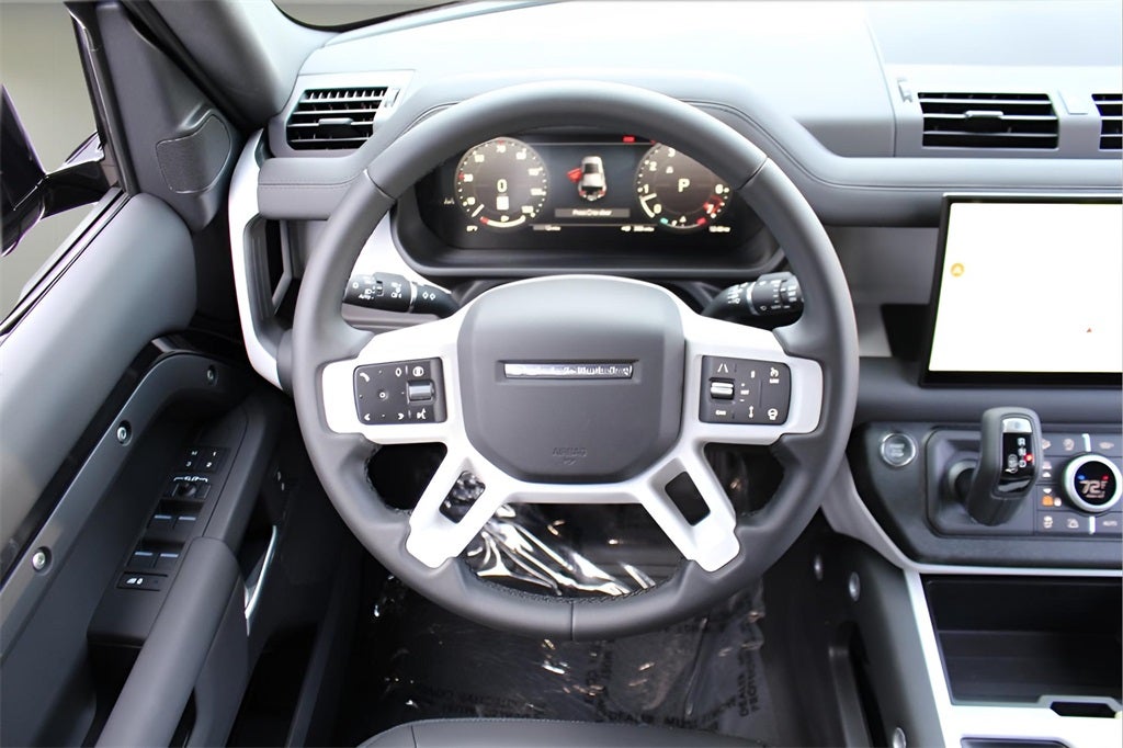 2025 Land Rover Defender 110 S