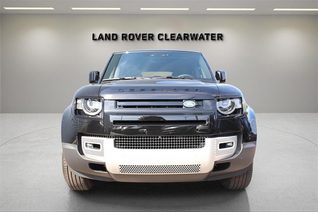 2025 Land Rover Defender 110 S