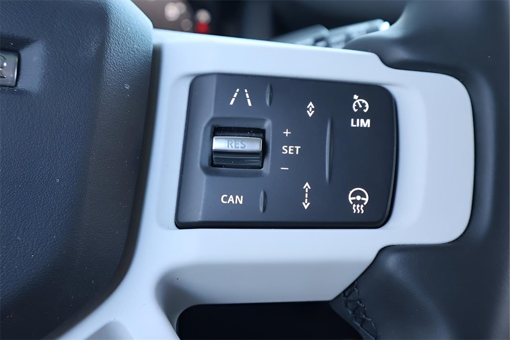 2025 Land Rover Defender 110 S