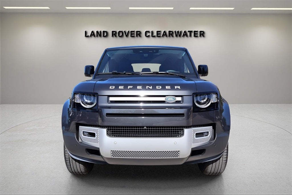 2025 Land Rover Defender 110 S