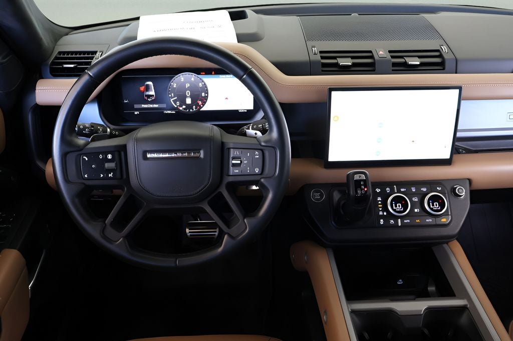 2025 Land Rover Defender 130 V8