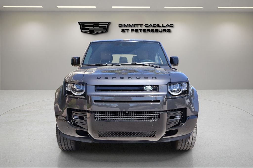 2025 Land Rover Defender 130 V8