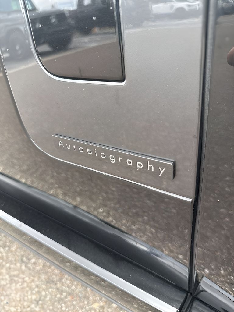 2025 Land Rover Range Rover Autobiography