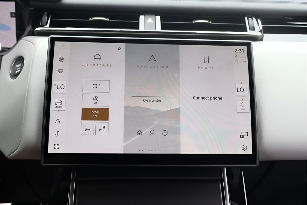 2026 Land Rover Range Rover Velar Dynamic SE