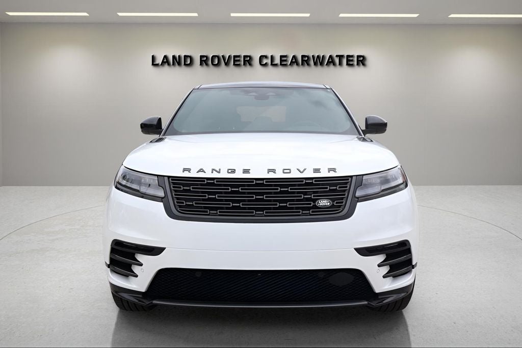 2026 Land Rover Range Rover Velar Dynamic SE