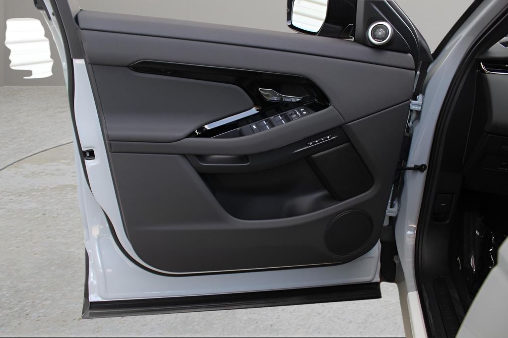 2026 Land Rover Range Rover Evoque S