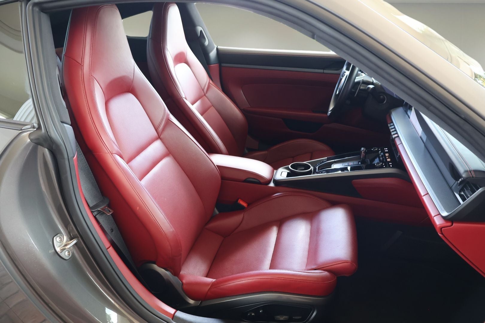 2023 Porsche 911 Carrera