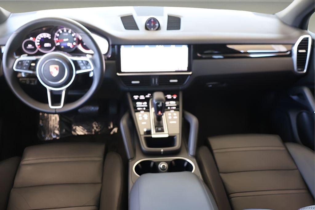 2021 Porsche Cayenne Base