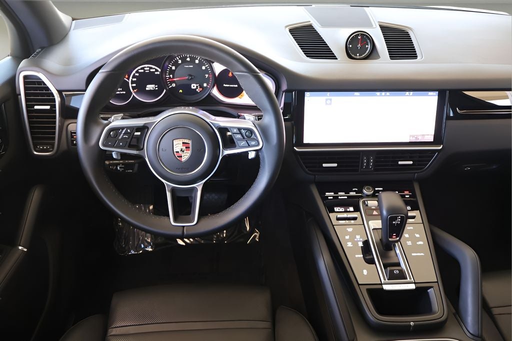 2021 Porsche Cayenne Base