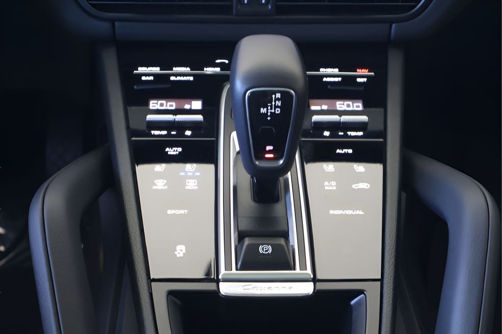 2021 Porsche Cayenne Base