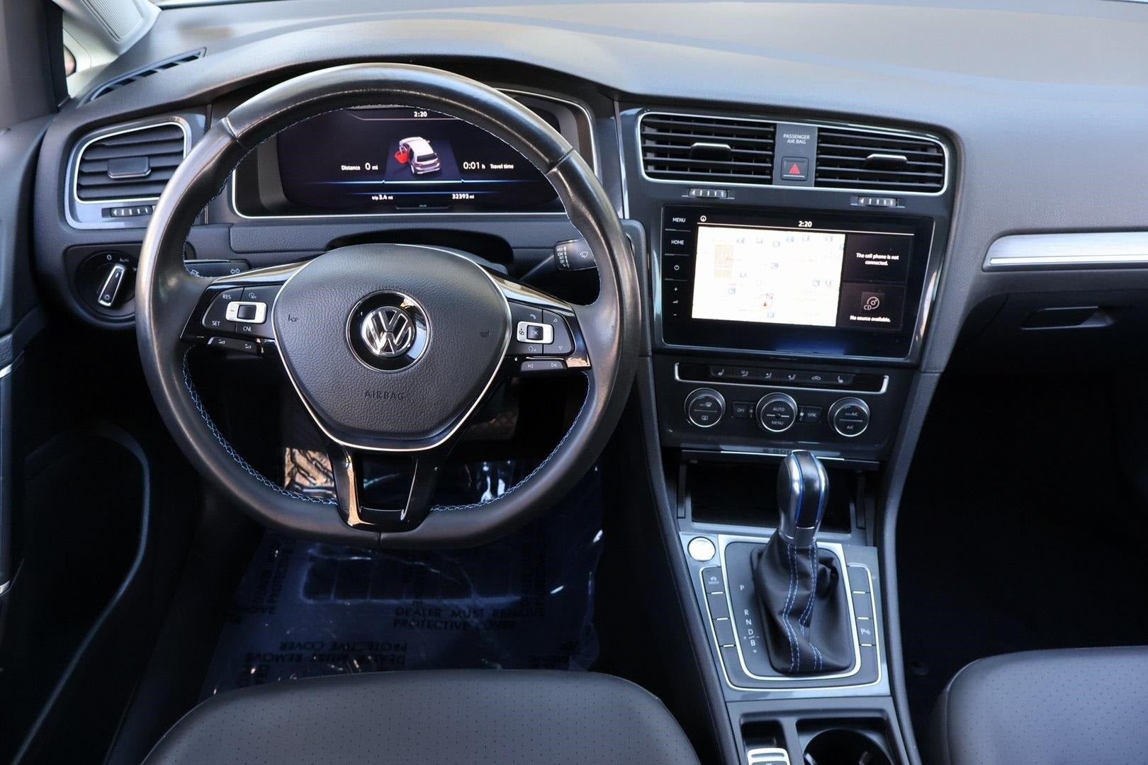 2018 Volkswagen e-Golf SEL Premium
