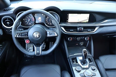 2023 Alfa Romeo Stelvio Quadrifoglio