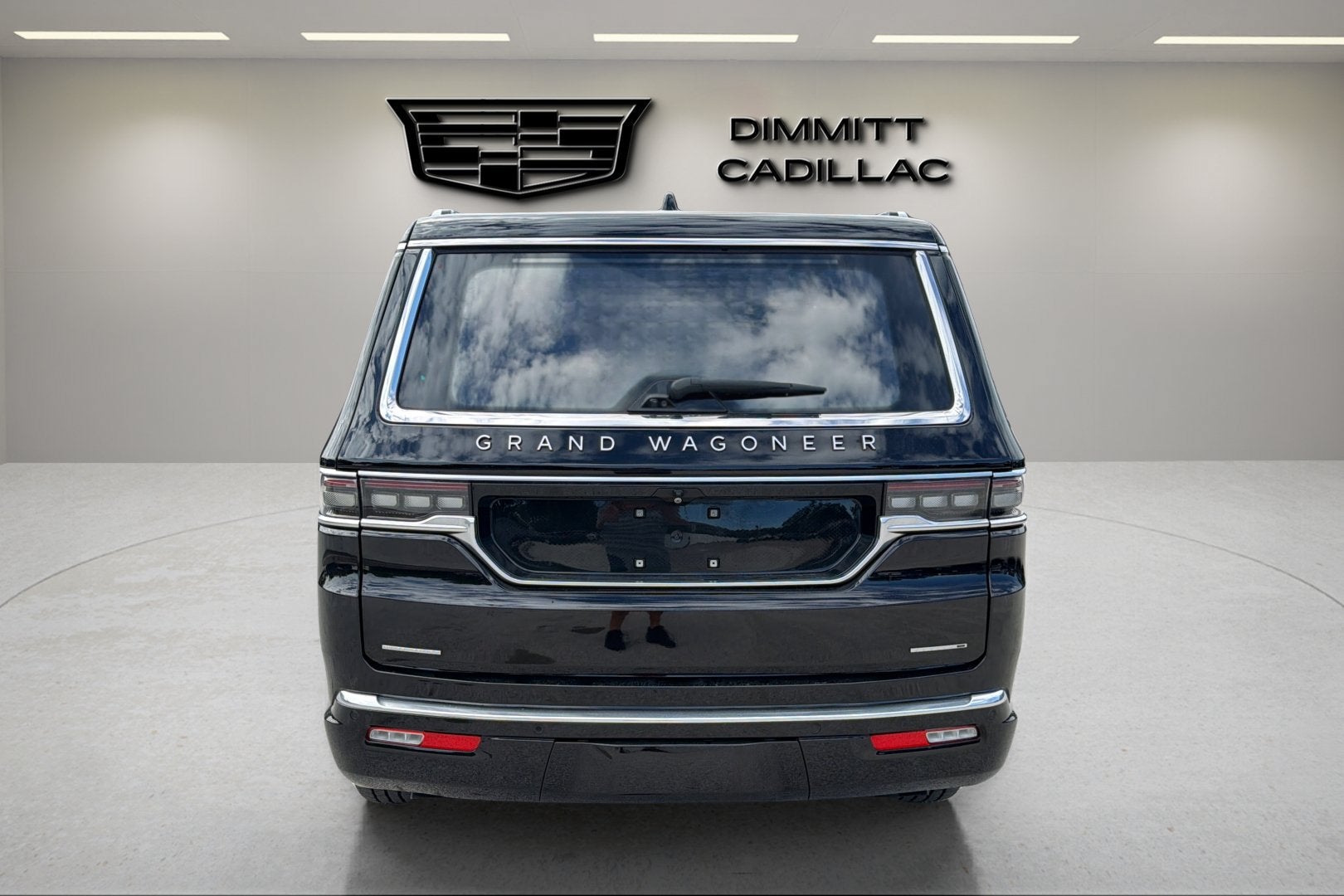 2022 Jeep Grand Wagoneer Series III