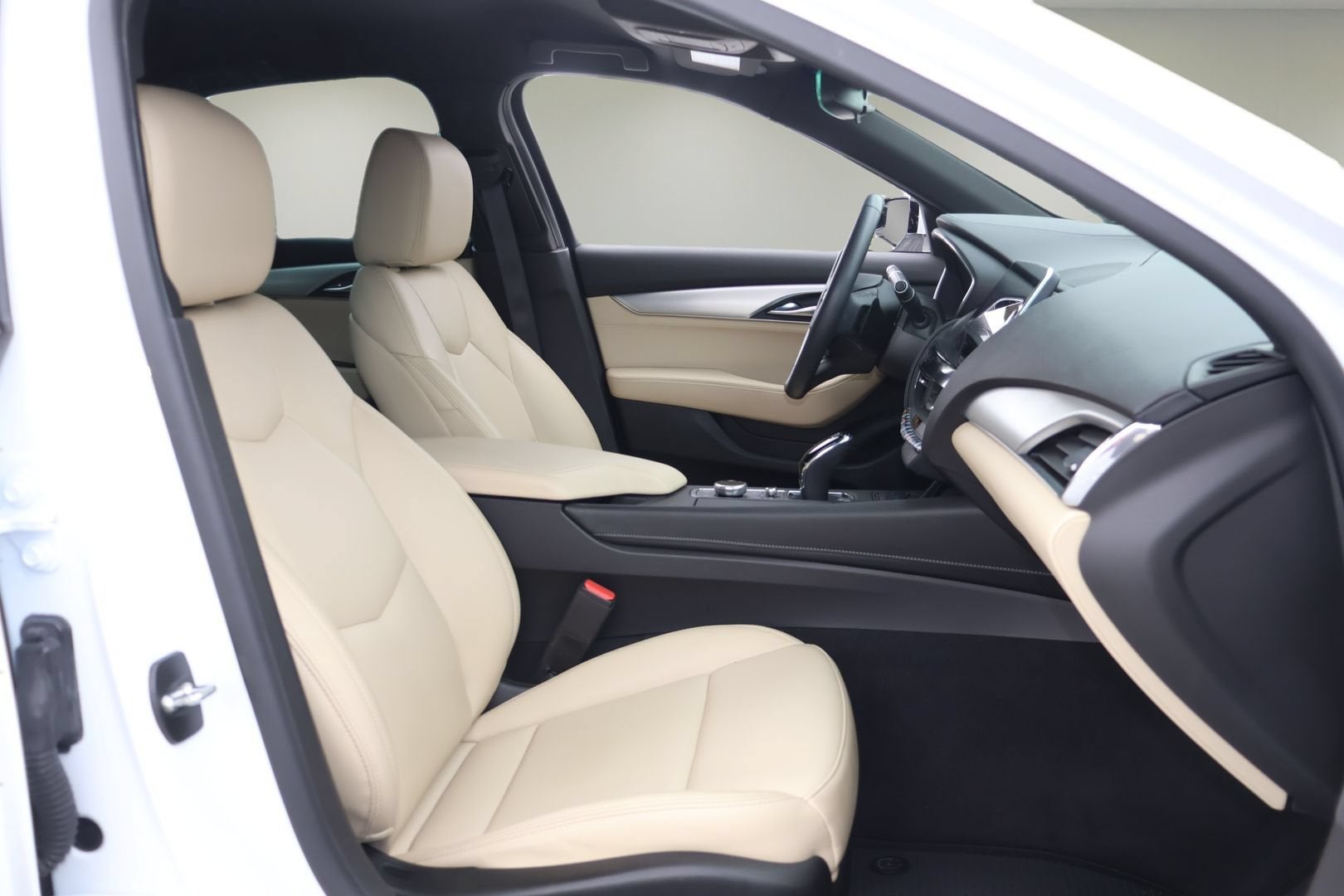 2023 Cadillac CT5 Luxury