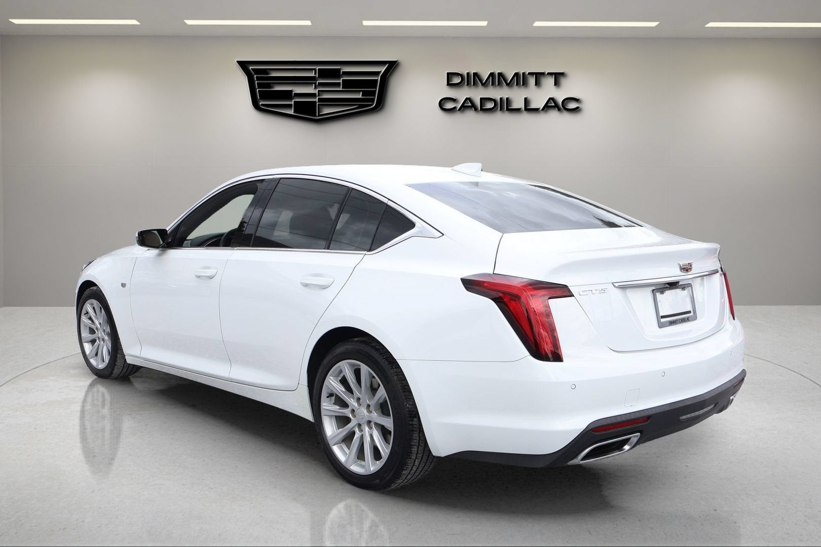 2023 Cadillac CT5 Luxury