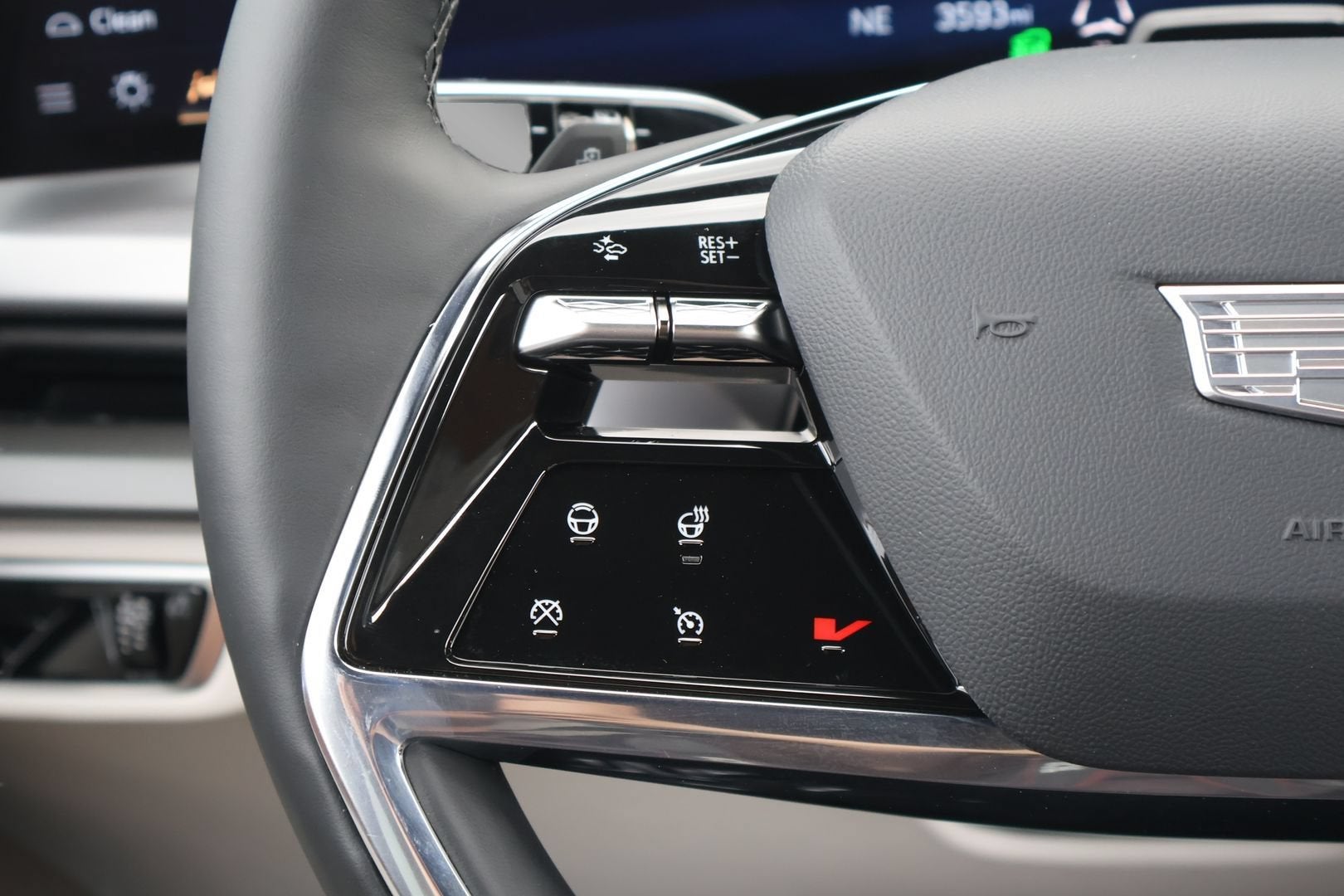 2026 Cadillac VISTIQ Luxury
