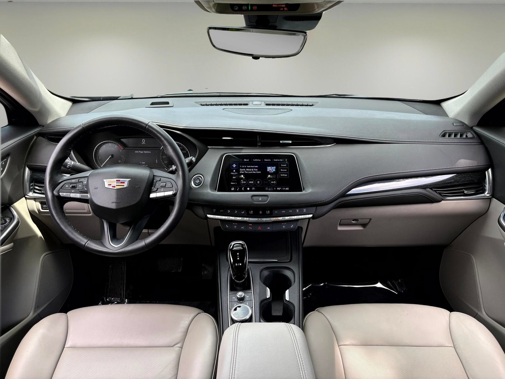 2023 Cadillac XT4 FWD Premium Luxury