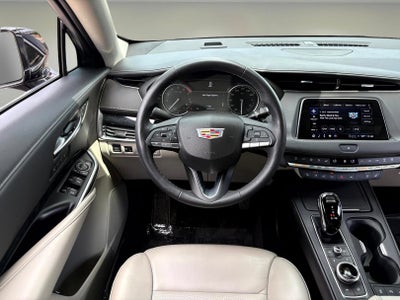 2023 Cadillac XT4 FWD Premium Luxury