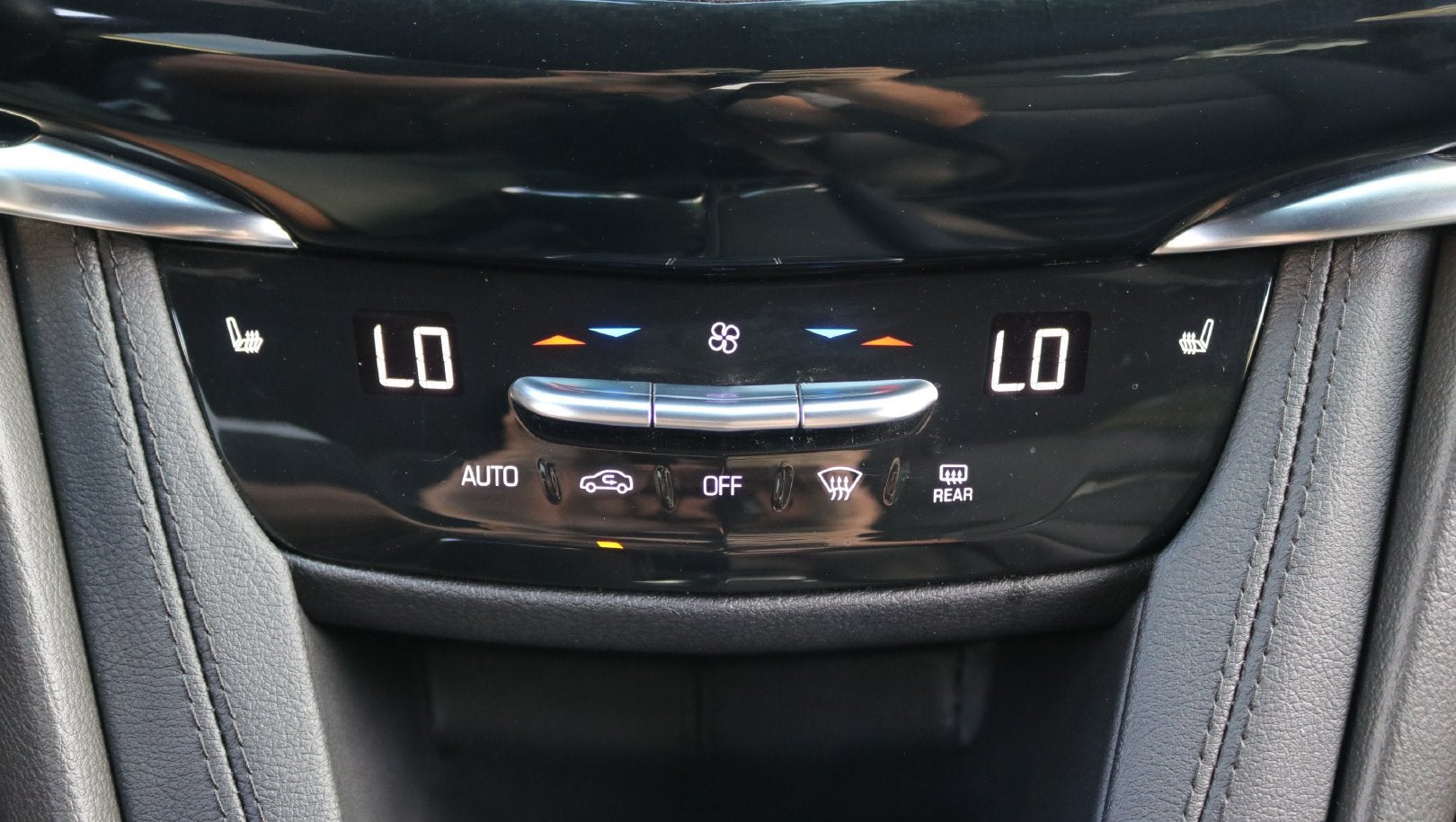 2022 Cadillac XT6 Sport