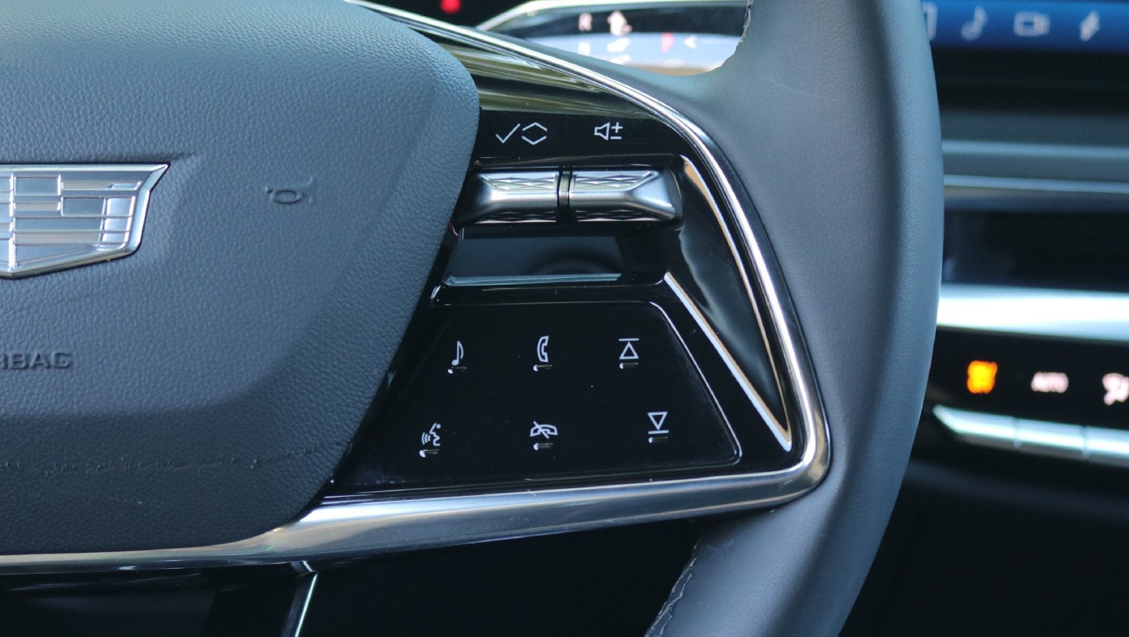 2024 Cadillac LYRIQ Tech