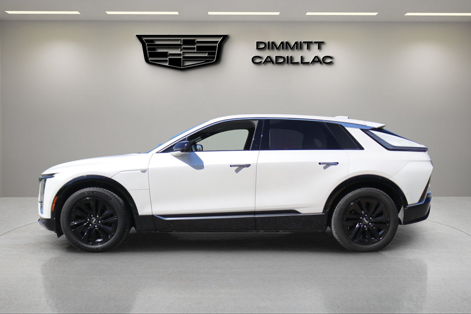 2024 Cadillac LYRIQ Tech