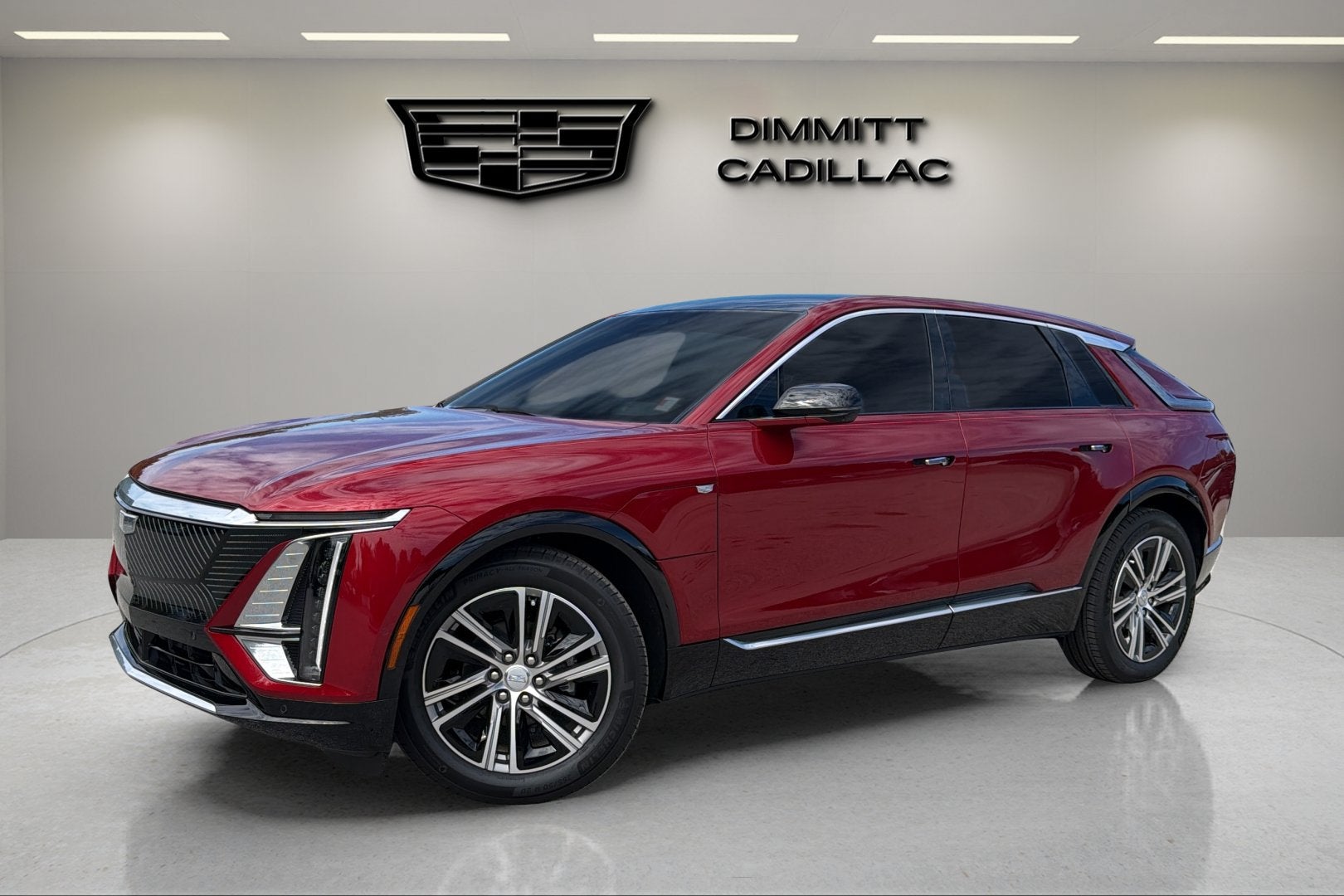 2025 Cadillac LYRIQ Luxury 1