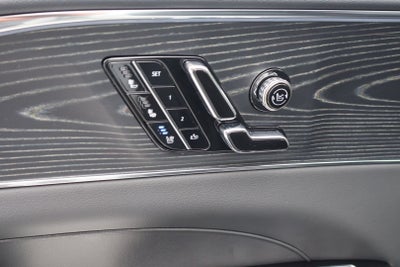 2024 Cadillac LYRIQ Luxury 3