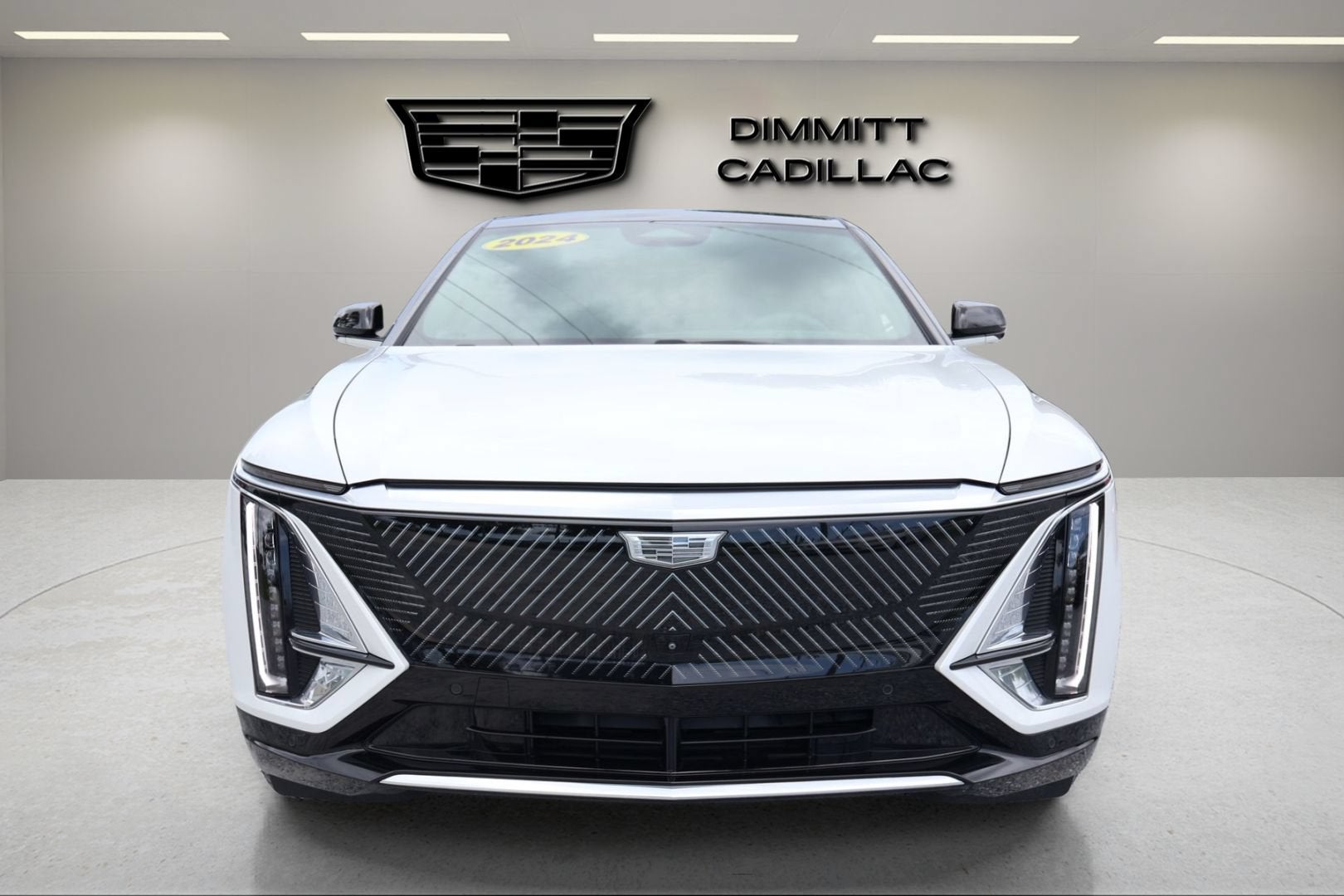 2024 Cadillac LYRIQ Luxury 3
