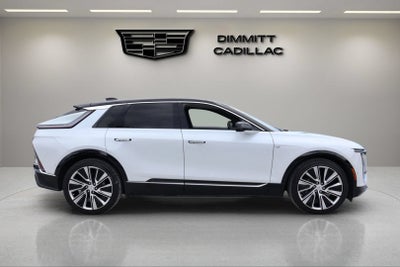 2024 Cadillac LYRIQ Luxury 3