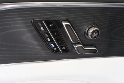 2024 Cadillac LYRIQ Sport 2