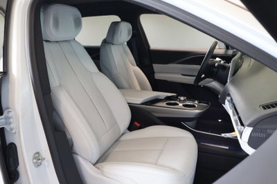 2024 Cadillac LYRIQ Sport 2