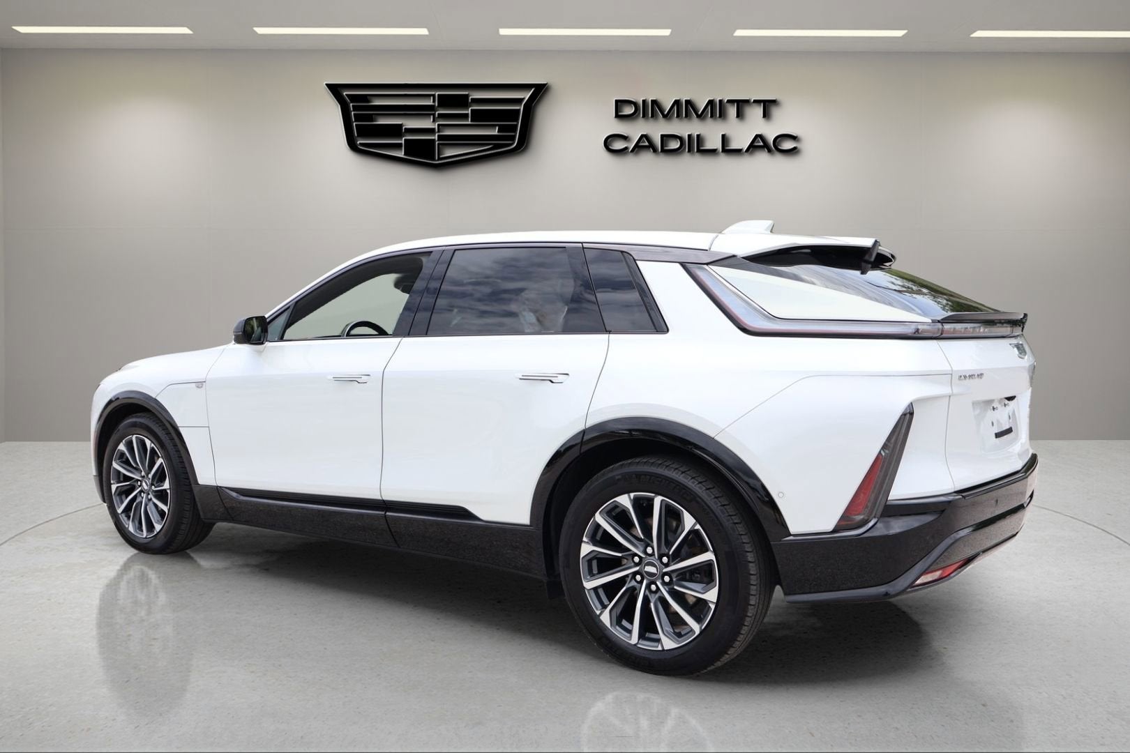 2024 Cadillac LYRIQ Sport 2