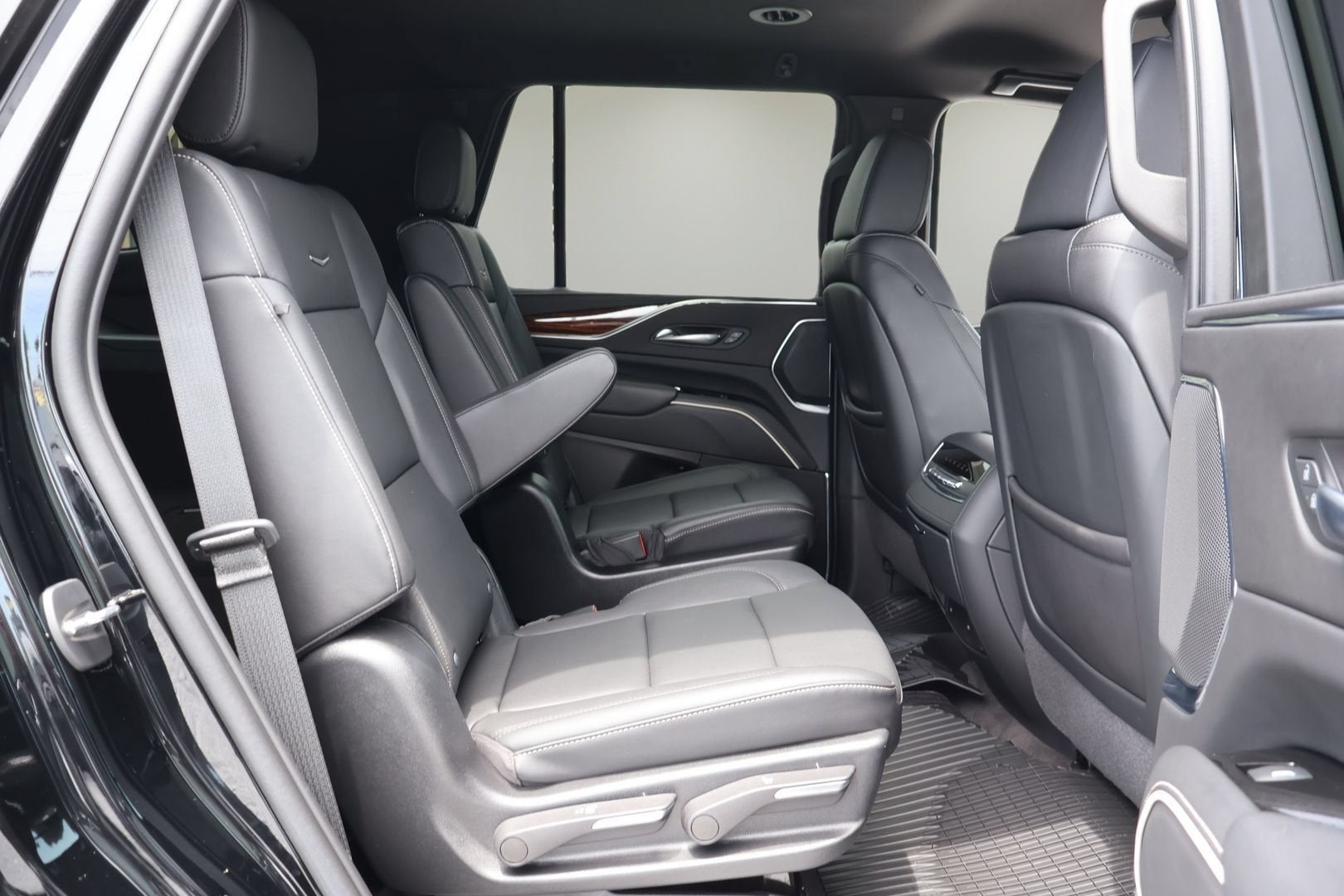 2022 Cadillac Escalade Luxury