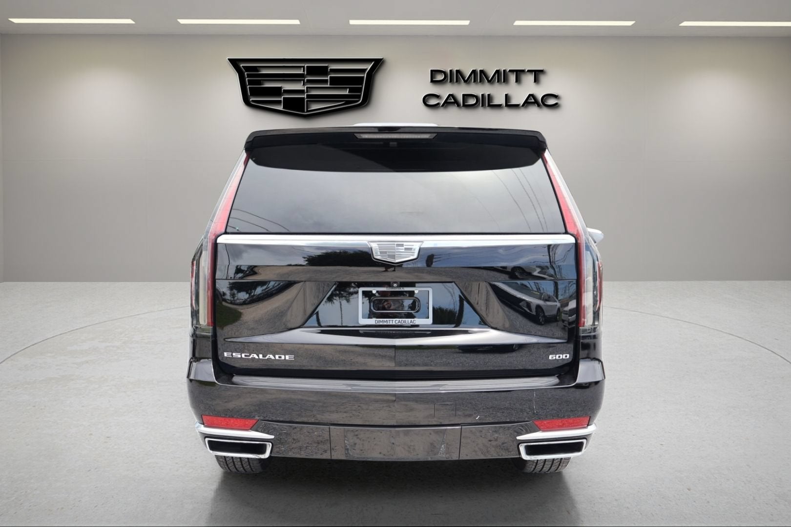 2022 Cadillac Escalade Luxury