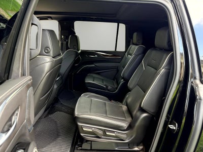 2024 Cadillac Escalade ESV Premium Luxury