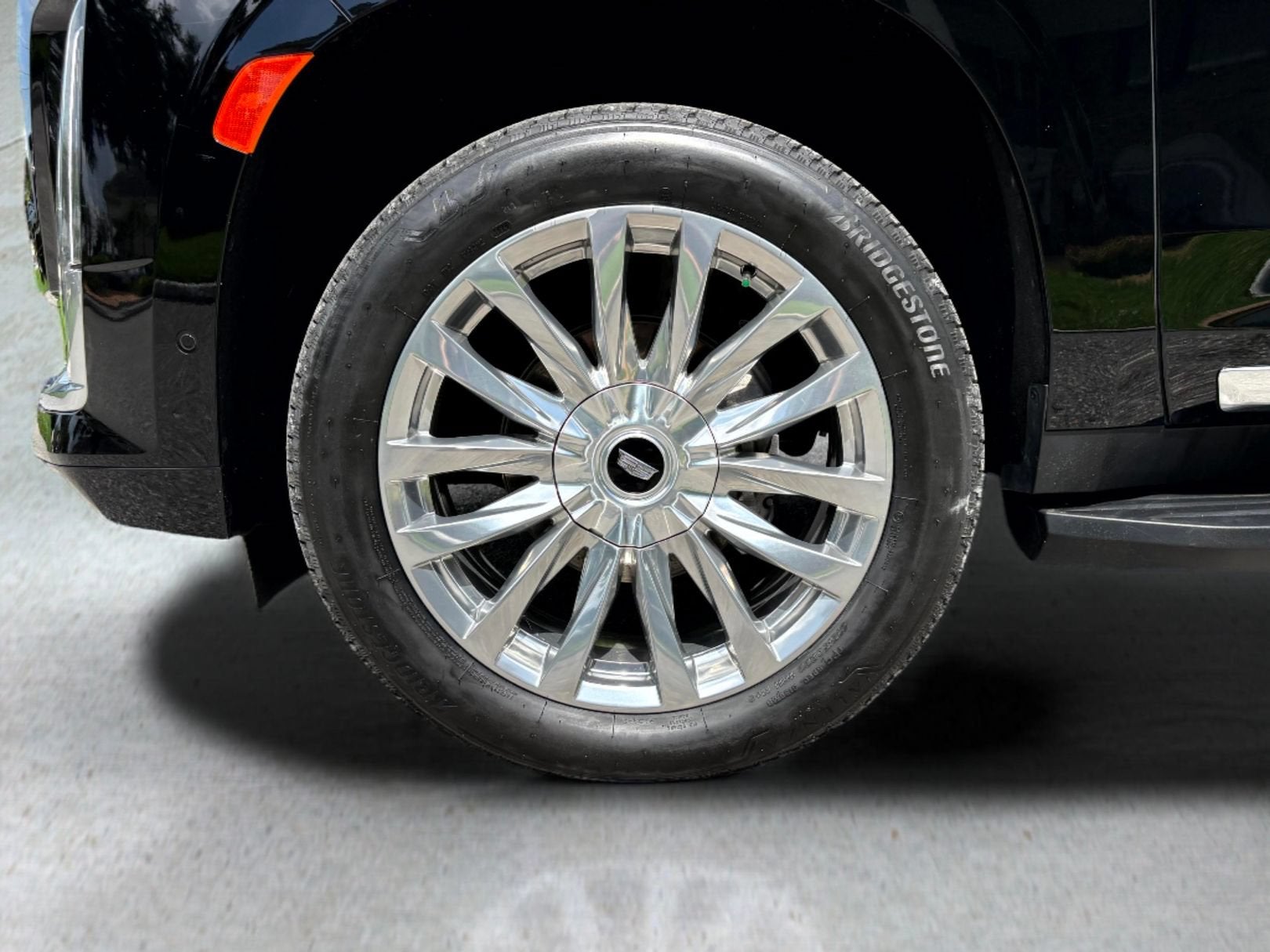 2024 Cadillac Escalade ESV Premium Luxury