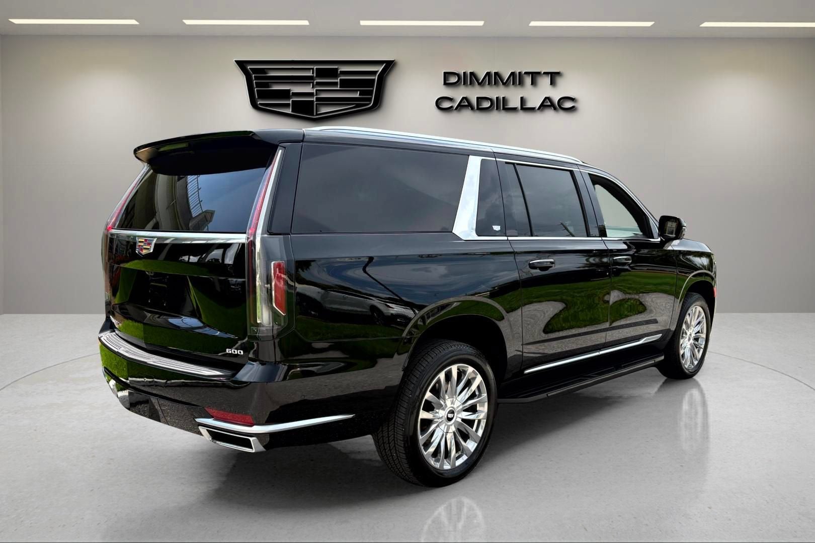 2023 Cadillac Escalade ESV 4WD Premium Luxury