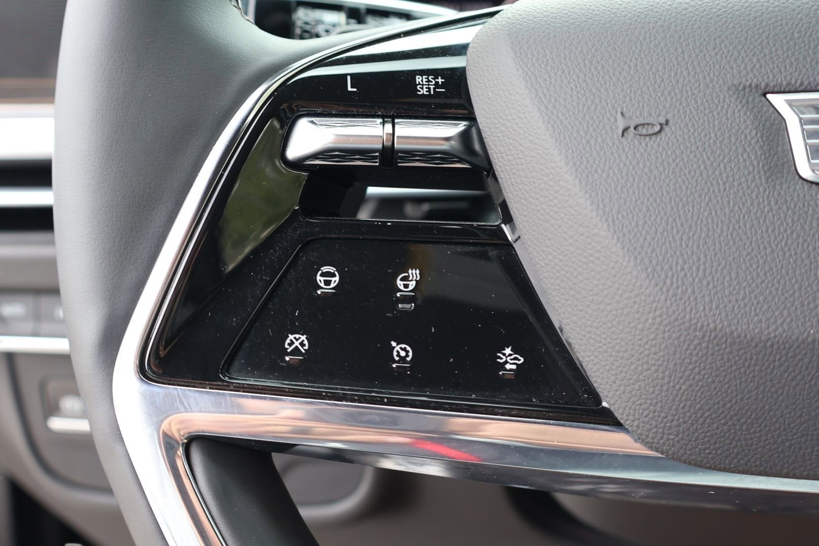 2025 Cadillac Escalade Premium Luxury