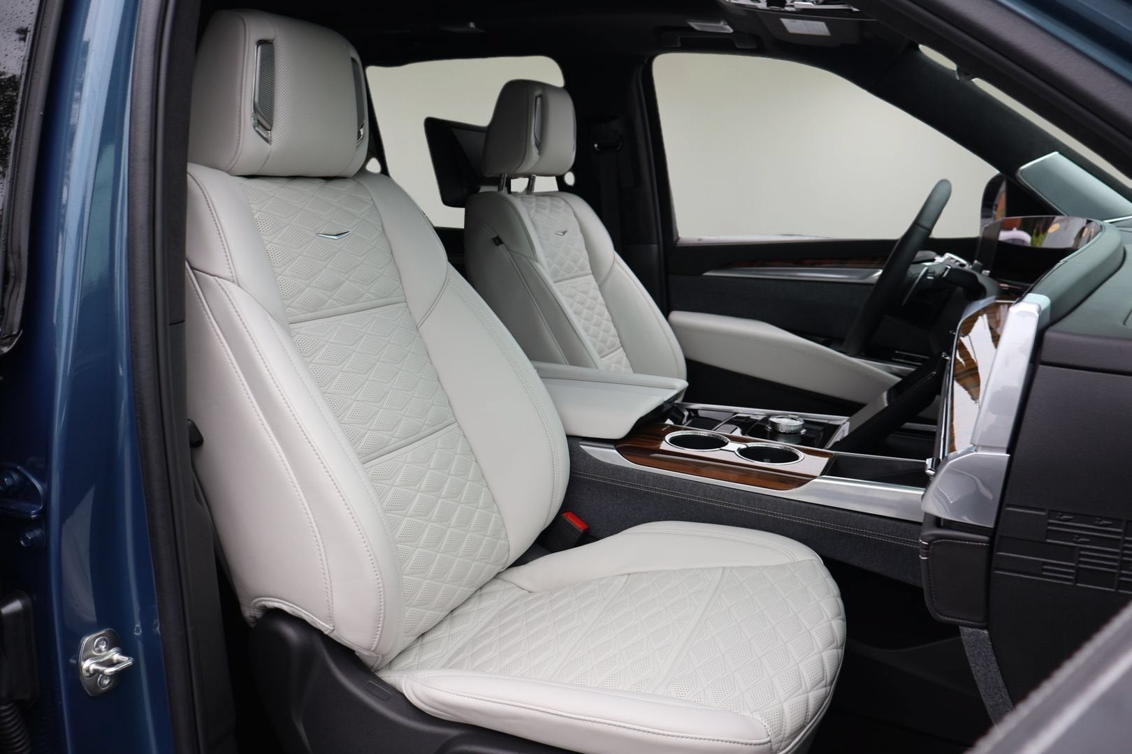 2025 Cadillac Escalade Premium Luxury Platinum