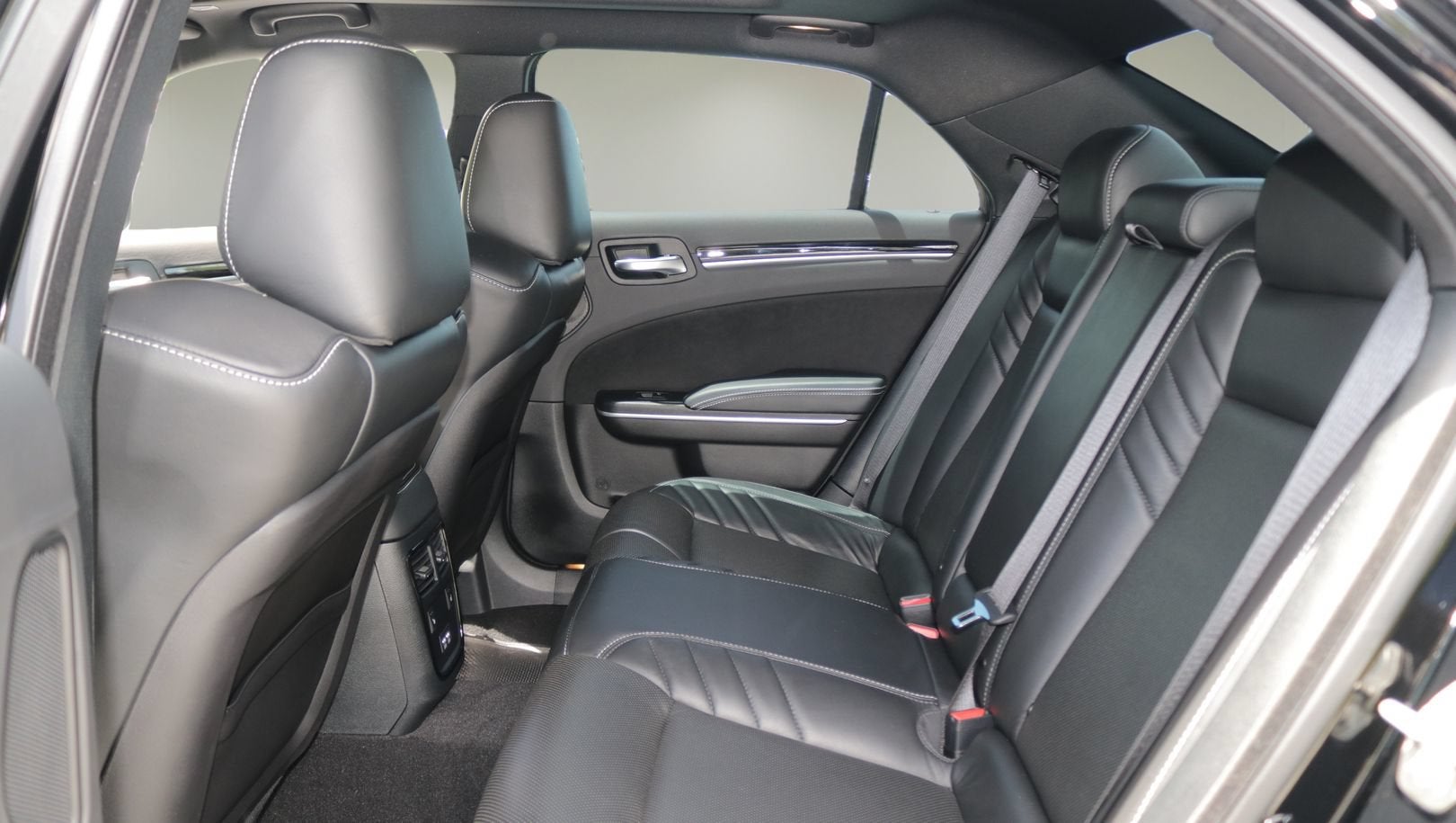 2023 Chrysler 300 300C