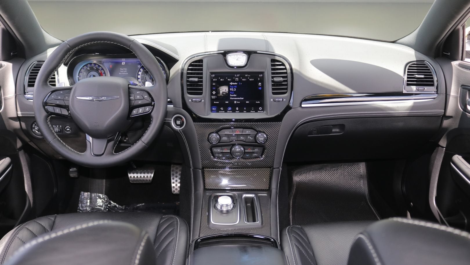 2023 Chrysler 300 300C