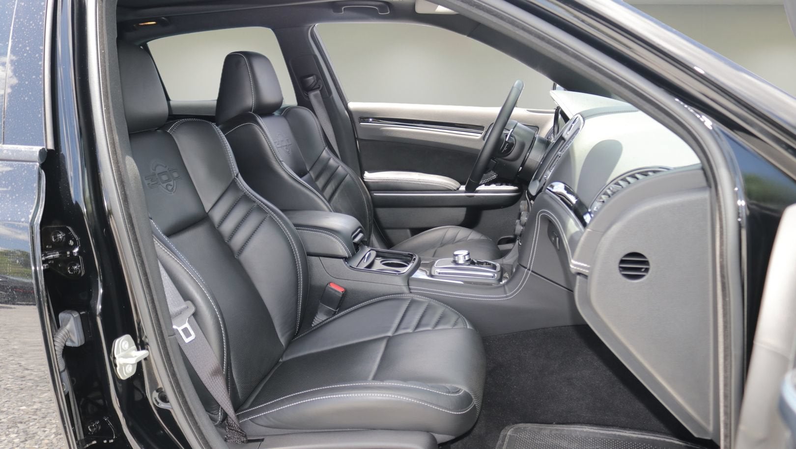 2023 Chrysler 300 300C
