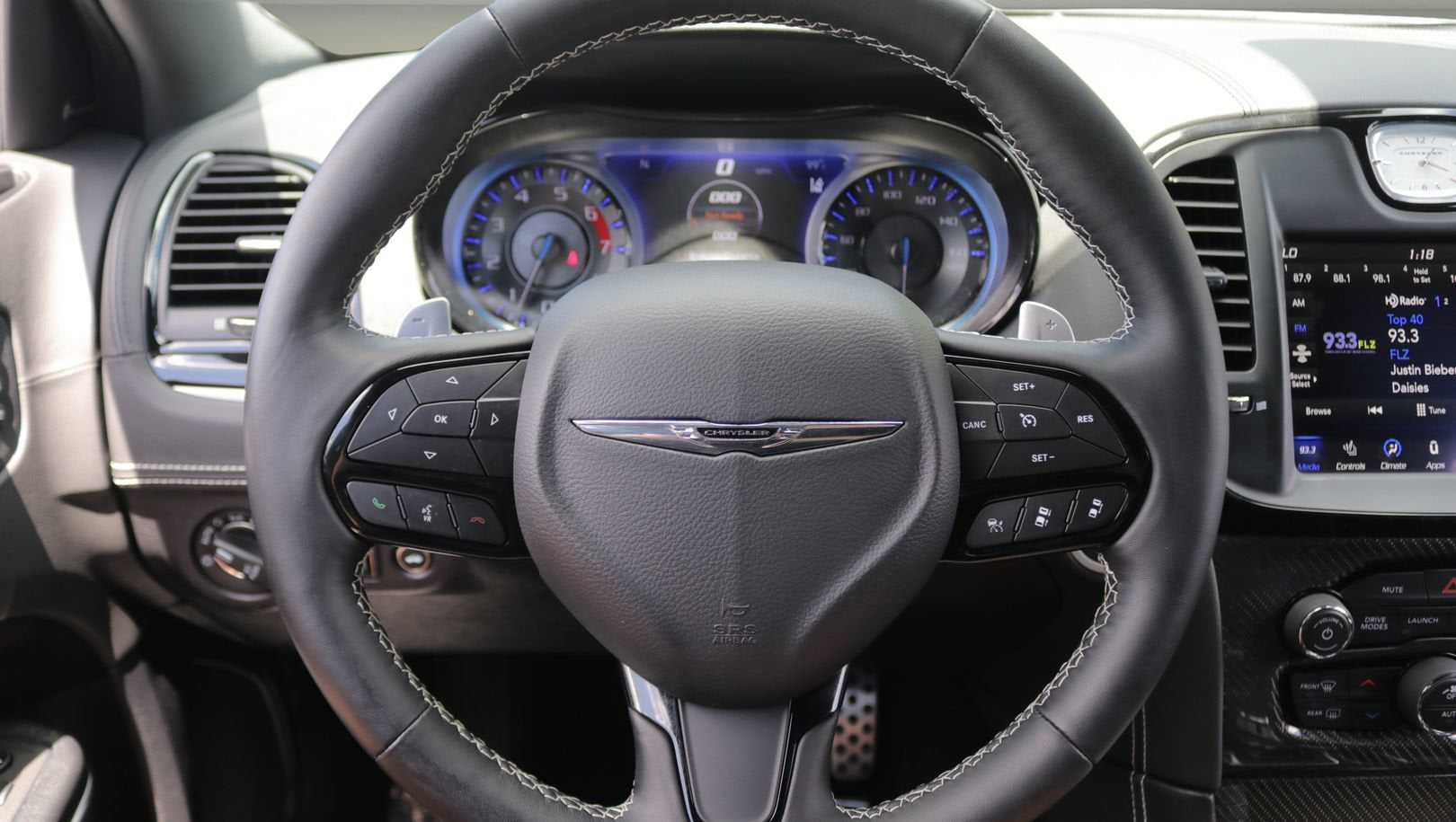 2023 Chrysler 300 300C